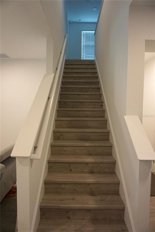 Building Photo - 5732 Newberry Pnes Ave