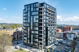 Building Photo - The Hayden