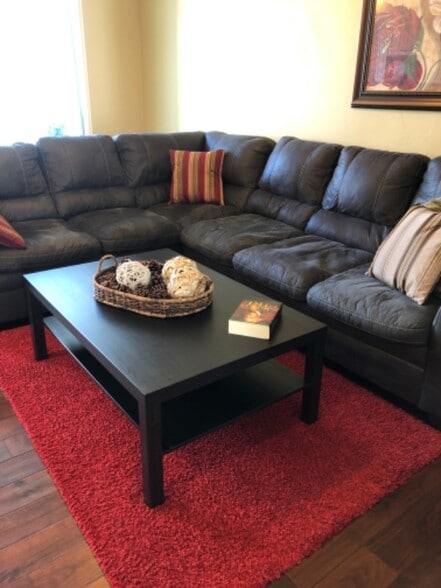 Building Photo - 10389 Rubicon Rd