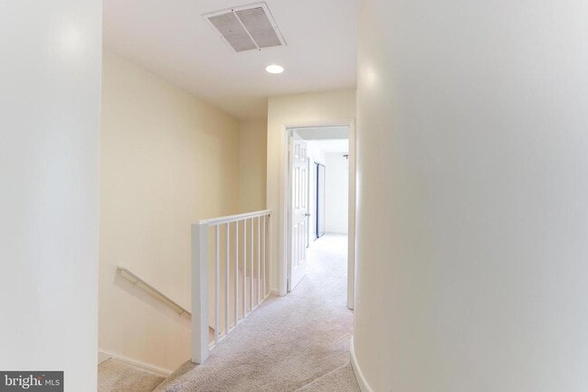 Building Photo - 8509 Jeffersonian Ct