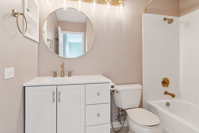 Building Photo - 141 Rumsey Pl