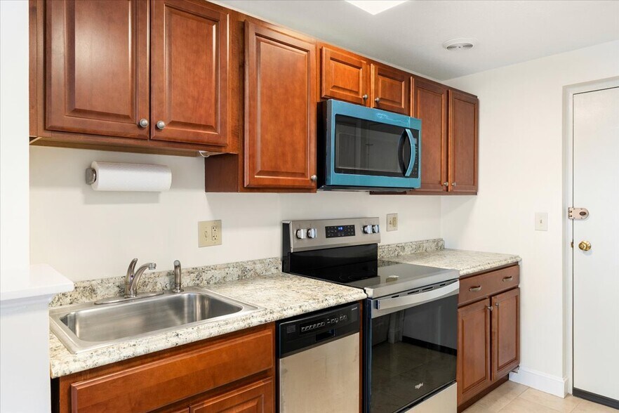 Building Photo - 260 Tremont St