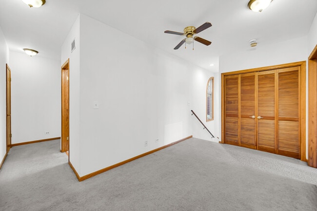 Building Photo - 1017 Arbor Ct