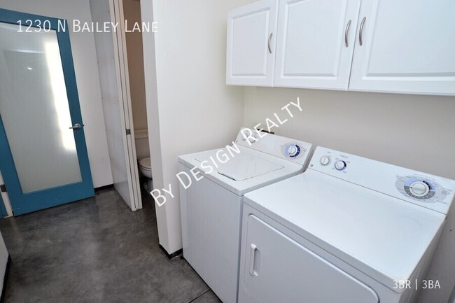 Building Photo - 1230 N Bailey Ln
