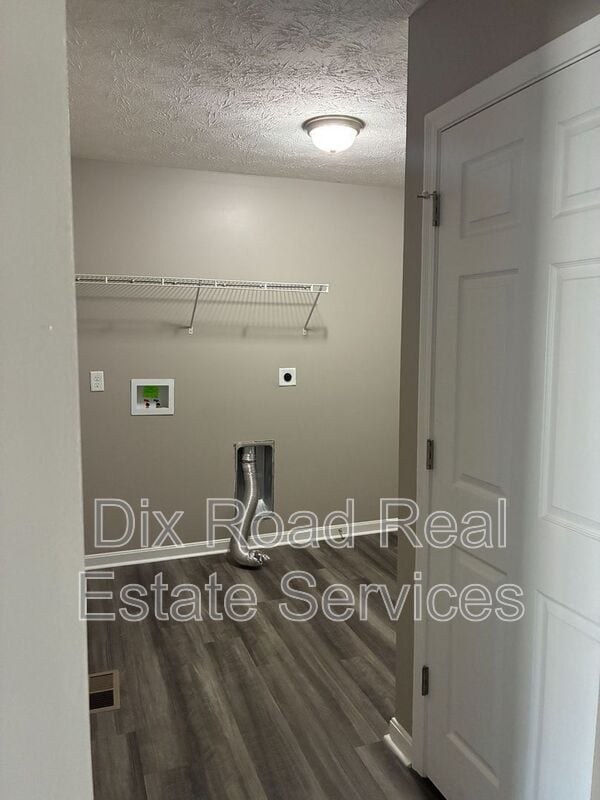 Building Photo - 2131 Pumpkin Ridge Ct