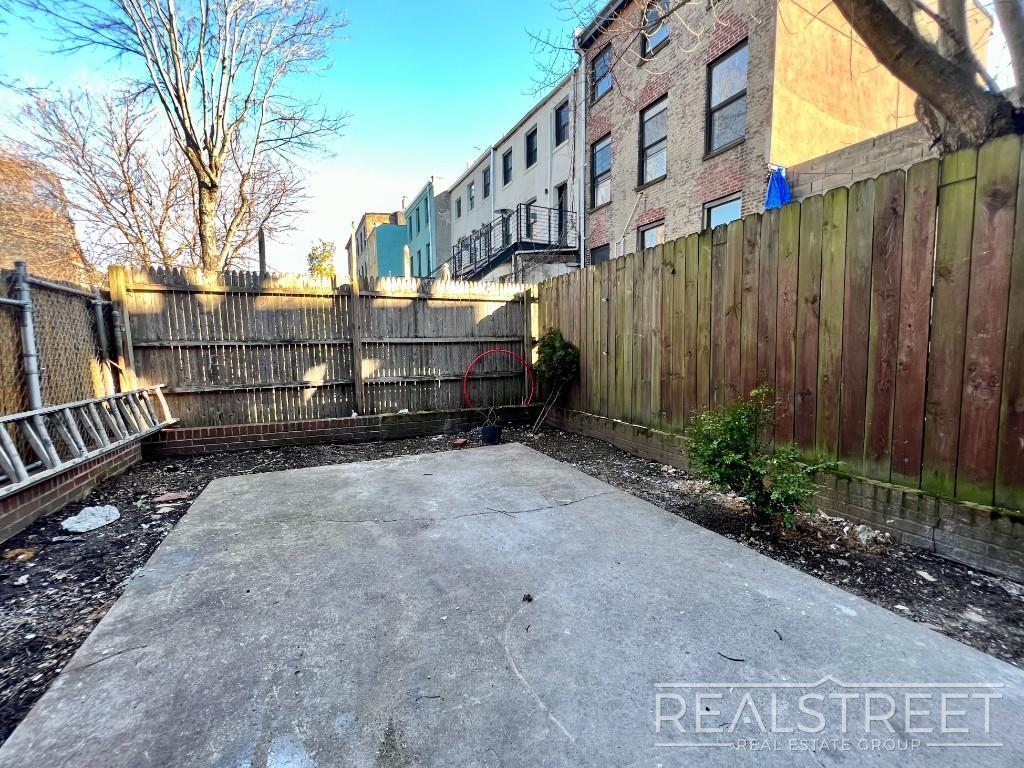 Building Photo - NEW 2 BR in Clinton Hill with Backyard!