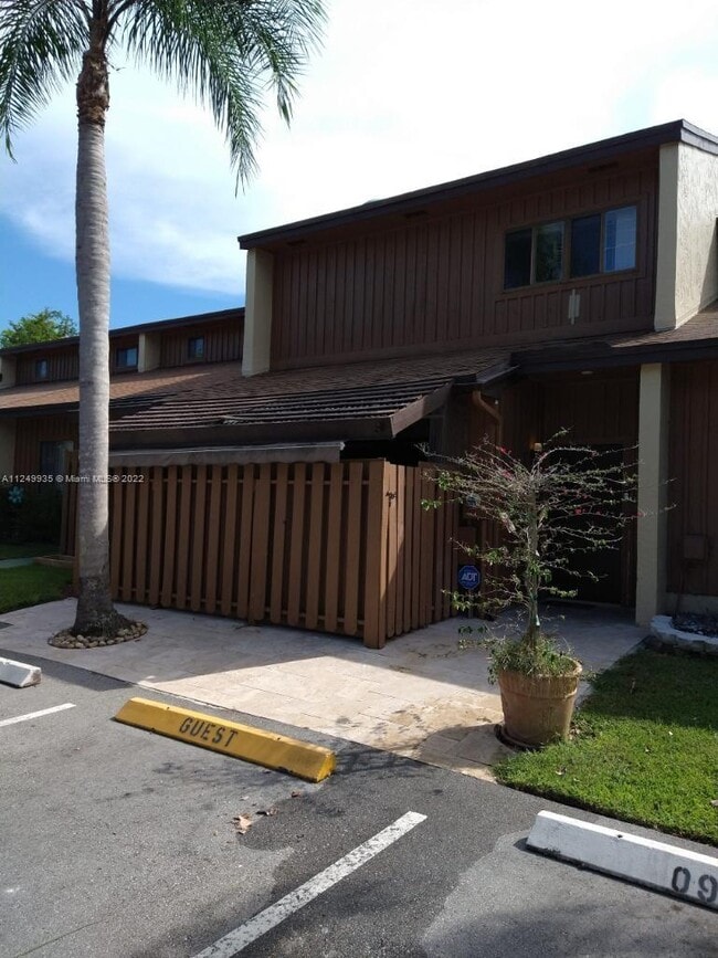 4263 S Pine Island Rd 4263 S Pine Island Rd Davie FL 33328