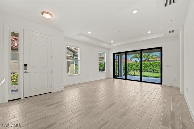 Building Photo - 15517 Vittorio St