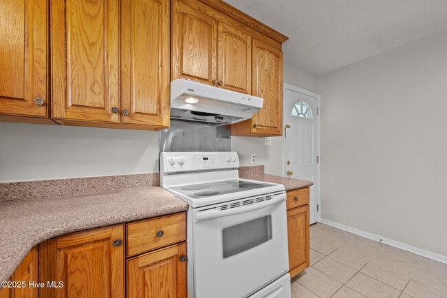 Building Photo - 2503 Country Club Rd