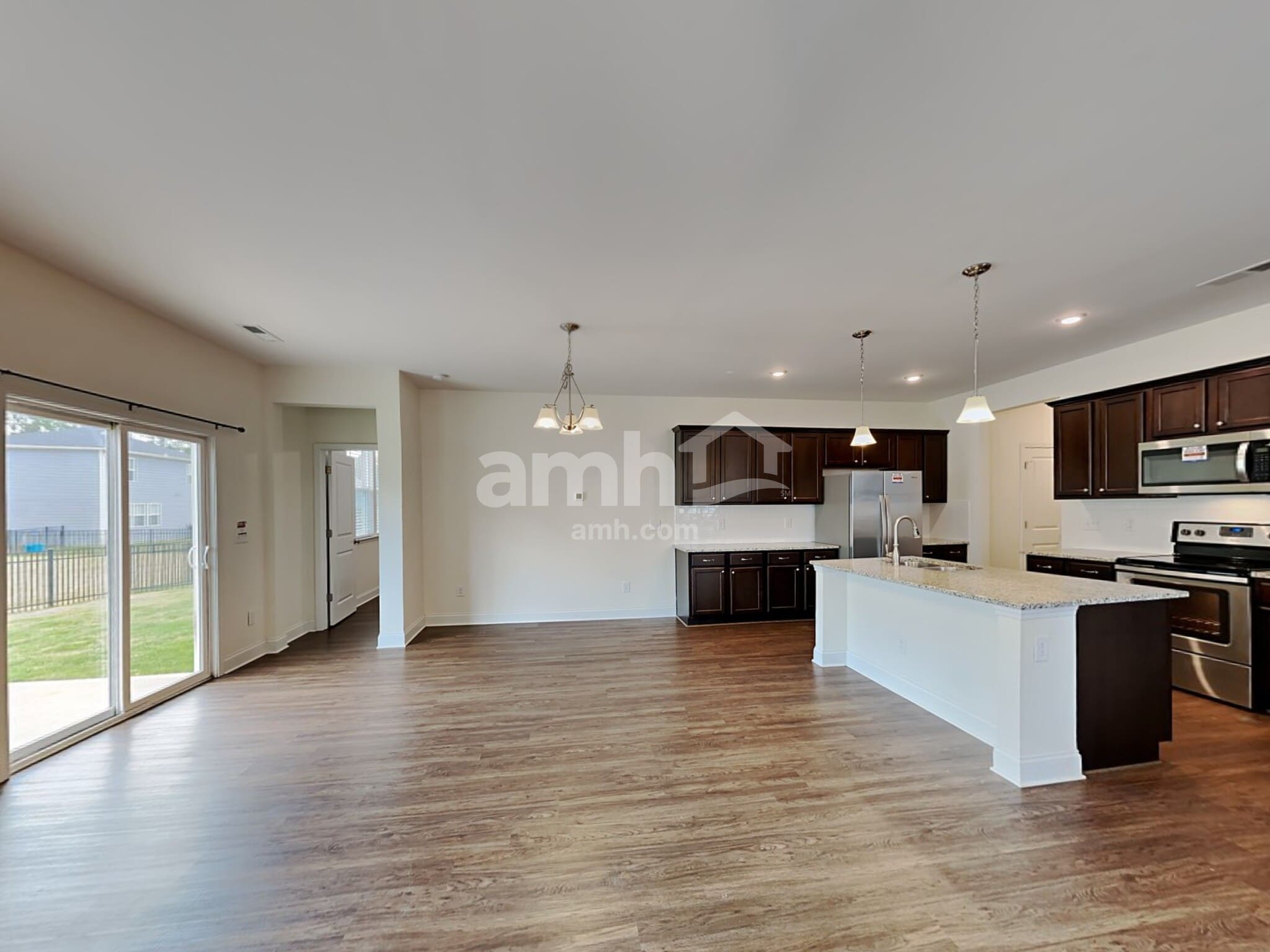 Building Photo - 318 Golucke Way