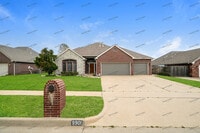 Building Photo - 9901 N 115th E Ave