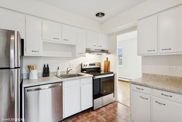 Building Photo - 1136 Greenleaf Ave