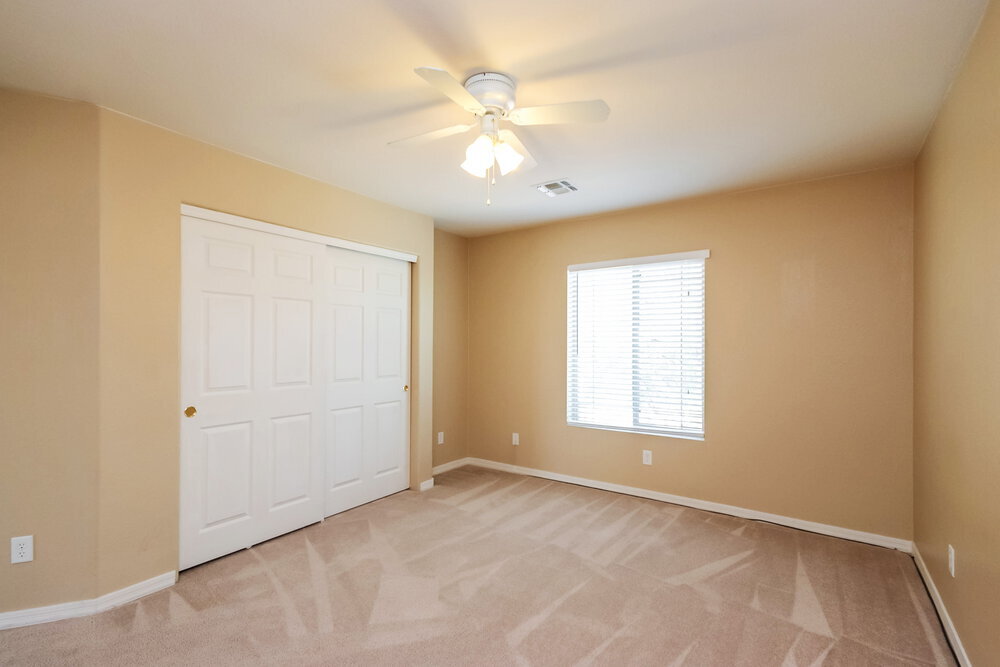 Building Photo - 15007 S Camino Rio Puerco
