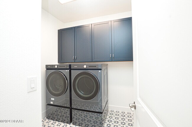 Building Photo - 853 Bama Breeze Dr