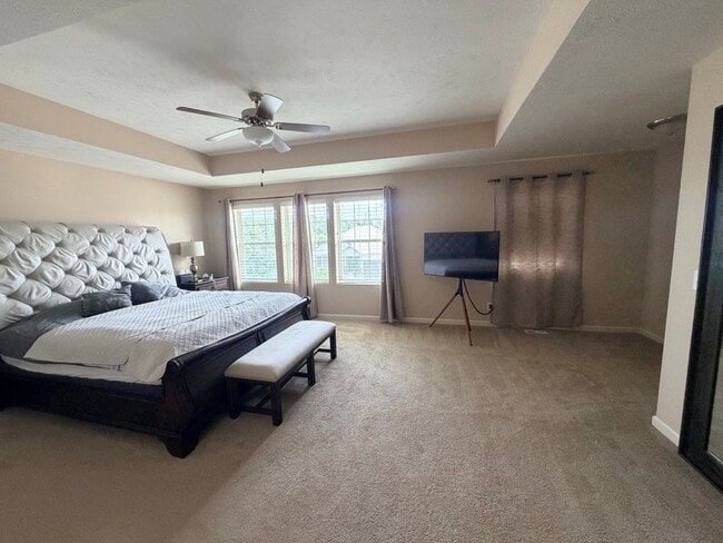 Building Photo - Home For Rent Elkhorn
