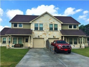 Building Photo - 1718 Avenue G