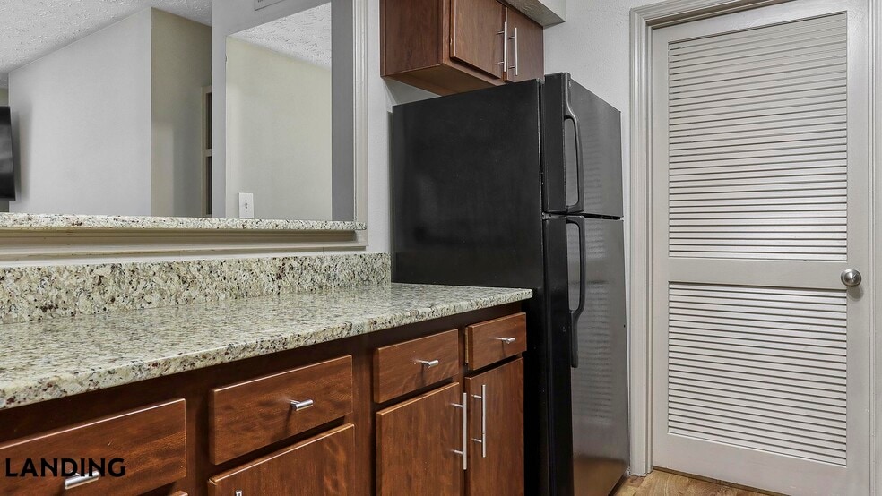 Building Photo - 100 Calibre Creek Pkwy