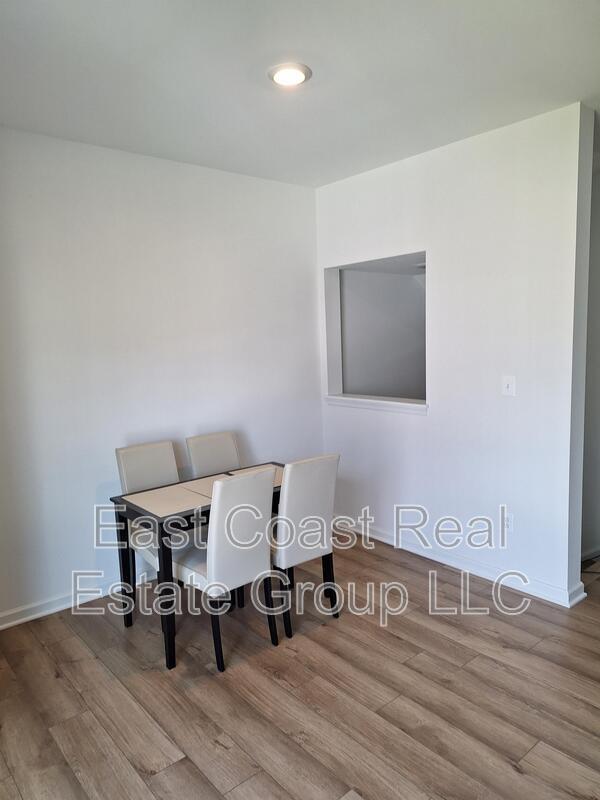 Building Photo - 408 Slick Terrace