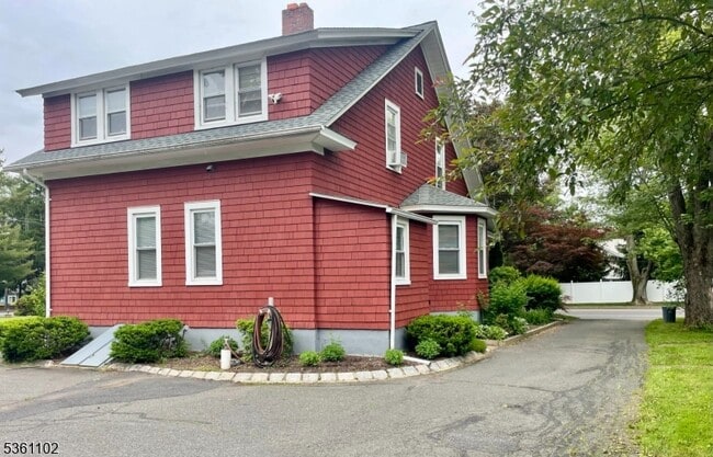 Building Photo - 55 Springfield Ave