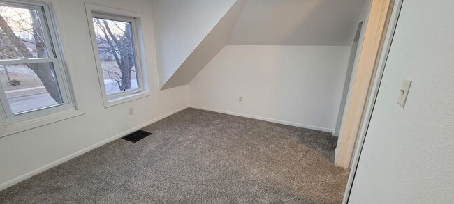 Building Photo - 2 Bedroom Home in South Bemidji