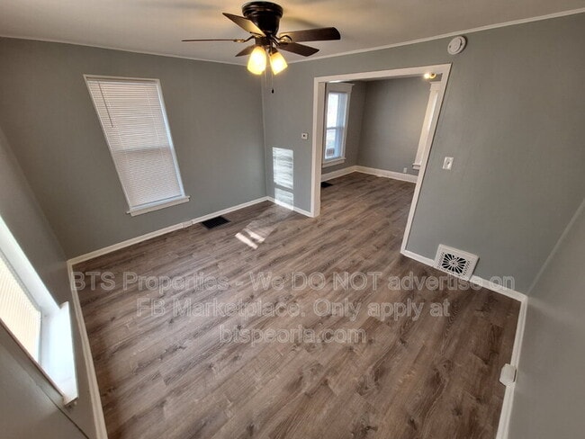 Building Photo - 1912 W Ann St