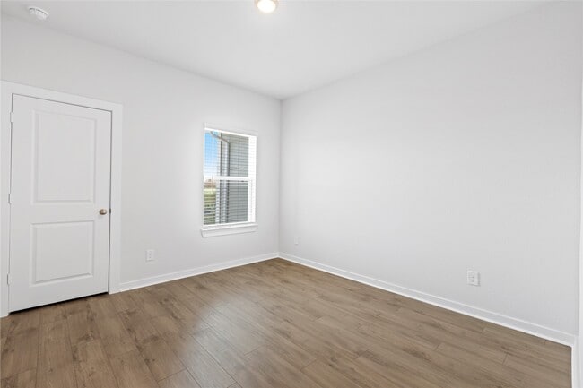 Building Photo - 8117 Danson Ln