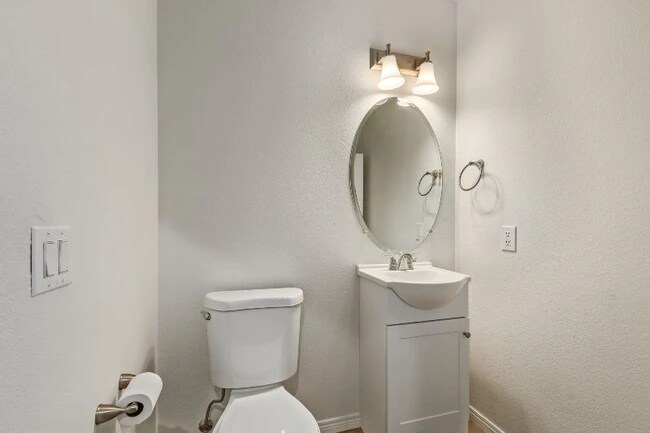 Building Photo - 123 N Washington St