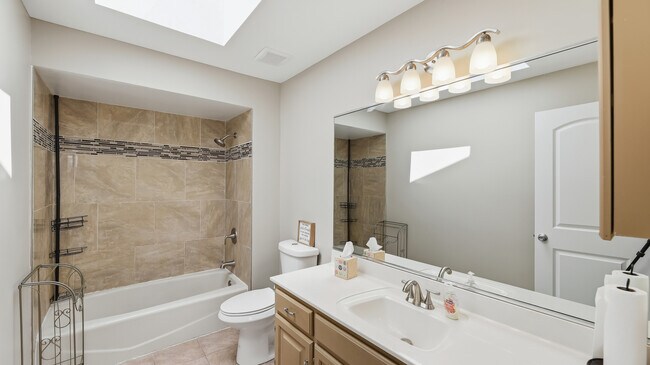 Building Photo - 19211 Brompton Ct