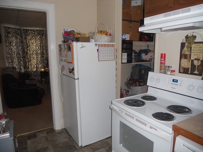 Building Photo - 505 N Water St