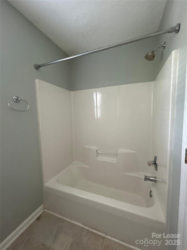 Building Photo - 12311 Longmont Dr