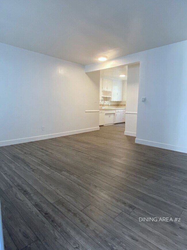 Interior Photo - 2110 W El Segundo Blvd.