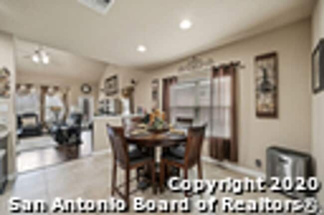 Building Photo - Gorgeous home in Turning Stone now availab...