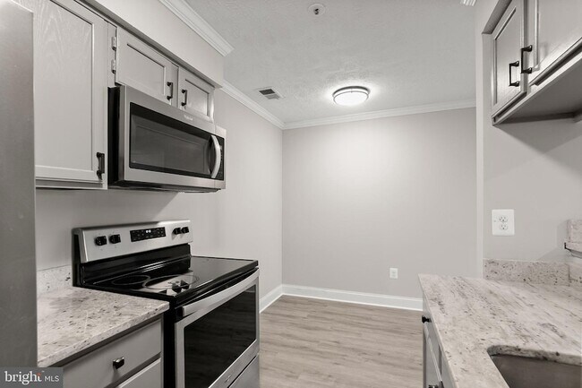 Building Photo - 4720 Dorsey Hall Dr