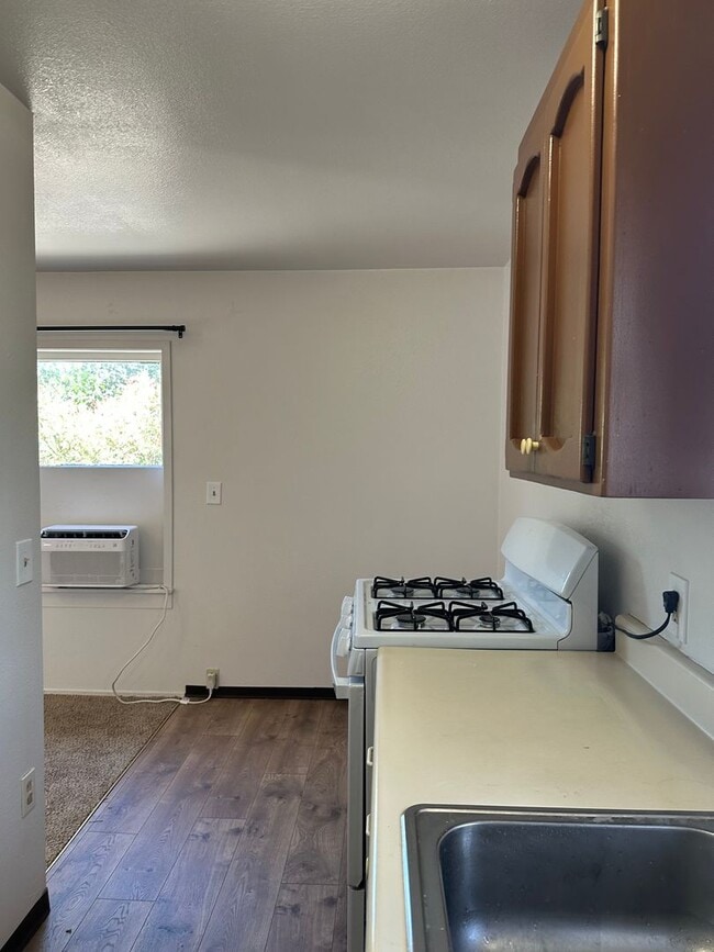 Building Photo - Terrace2121