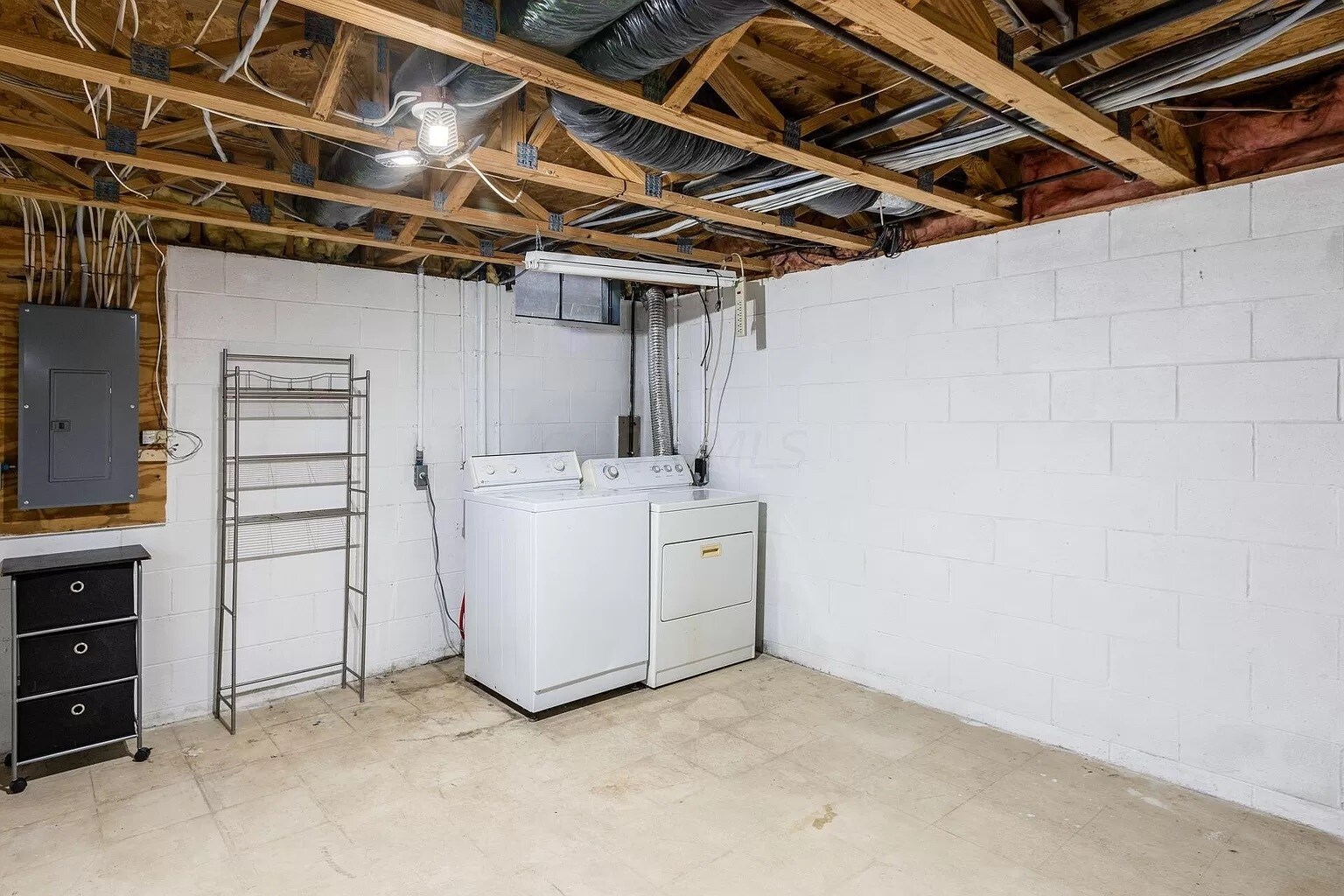 Washer Dryer - 2078 Coleman Dr