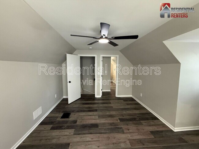 Building Photo - 2730 N 47th St