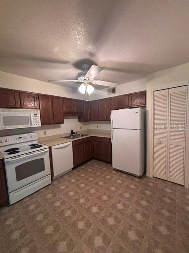Building Photo - ORLANDO CONDO