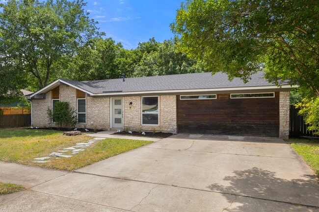 Building Photo - 4604 Bundyhill Dr