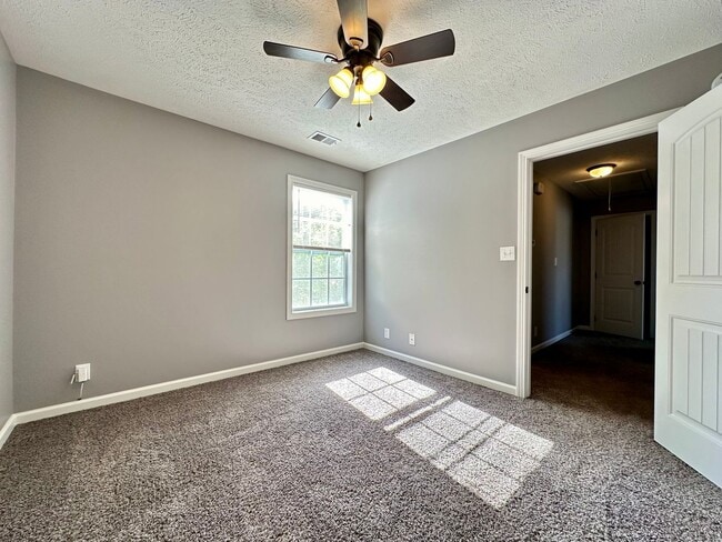 Building Photo - 3472 Fox Meadow Way