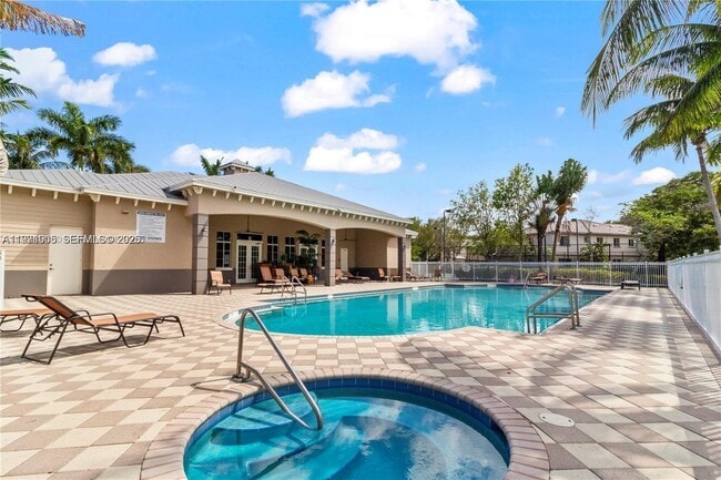 Building Photo - 1969 Freeport Dr