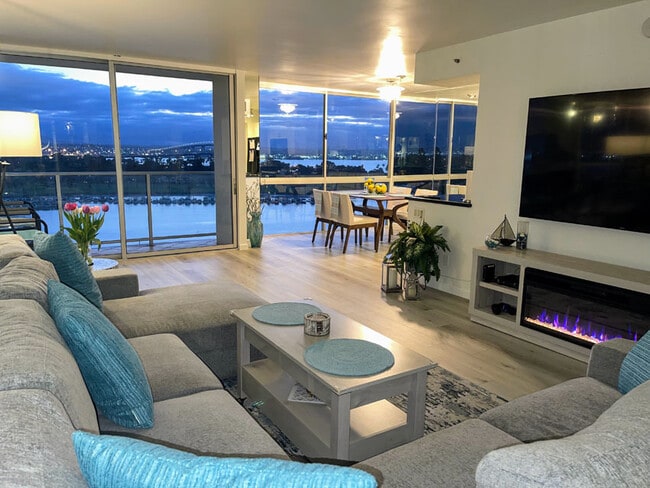 Beach / Bay Heaven - 1710 Avenida Del Mundo