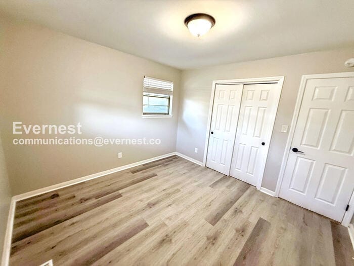 Building Photo - 7423 2nd Ave S