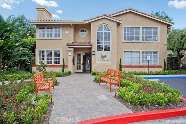 Building Photo - 48 Corniche Dr