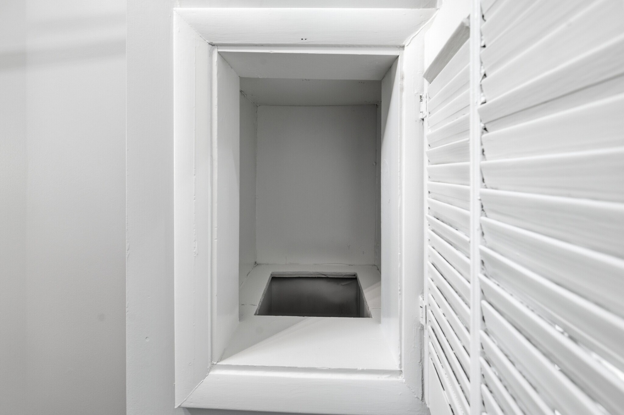 Laundry chute to laundry room - 254 Summit Ridge Dr