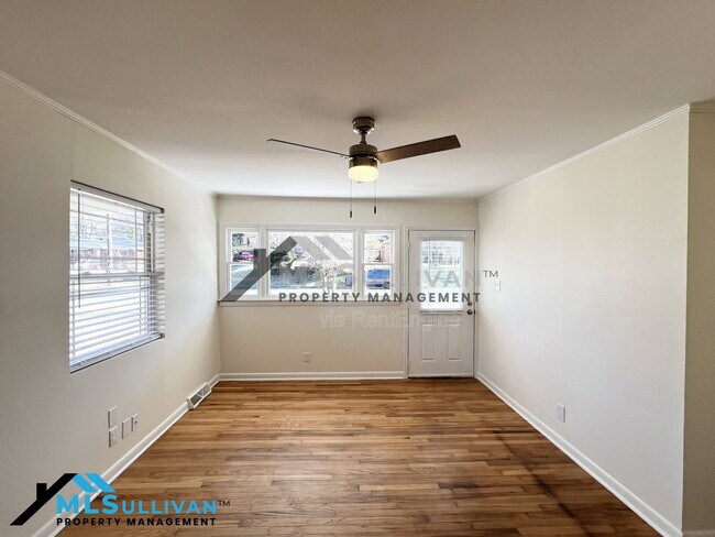 Building Photo - 2408 Otis St