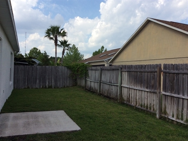 Building Photo - 3025 Holland Dr
