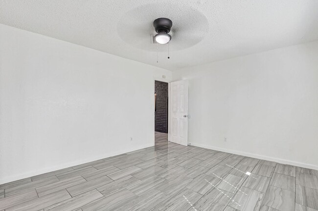 Building Photo - beautiful swimming pool and backyard oasis! fully remodeled home new appliances !