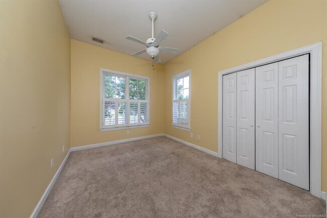 Building Photo - 9127 3 Bushel Dr