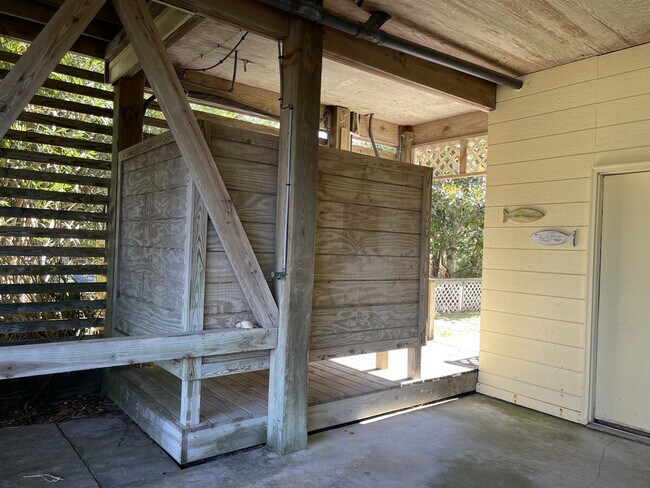 Building Photo - 50139 Timber Trail