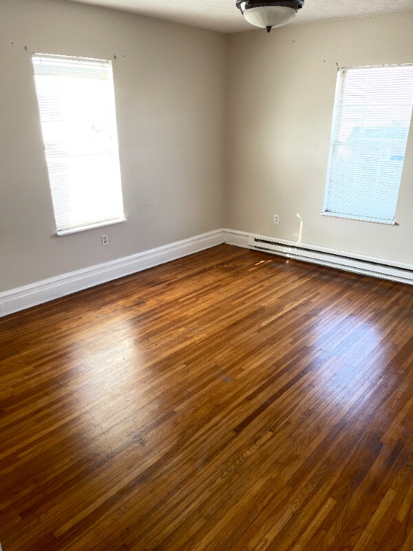 Building Photo - 1530 3rd Ave